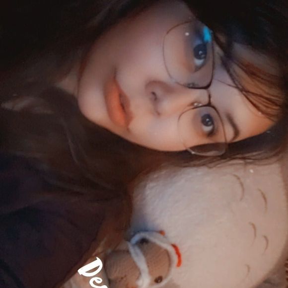 Meet your Posher, Katelyn - Picture 1 of 1